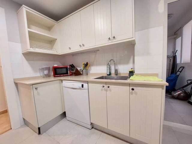 2 soveværelse Lejlighed til leje i Alicante by - € 1.650 (Ref: 9290033)