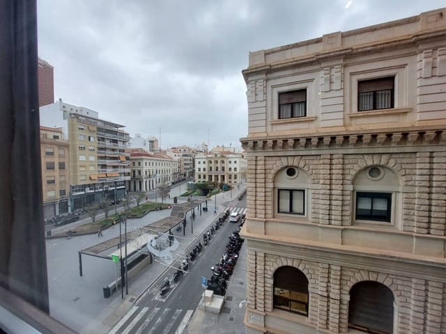 2 soveværelse Lejlighed til leje i Alicante by - € 1.650 (Ref: 9290033)