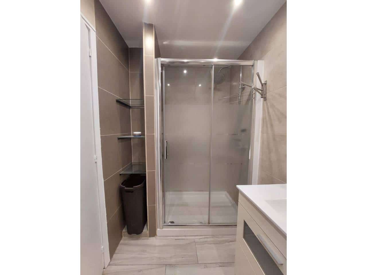 3 bedroom Flat for rent in Alicante / Alacant city - € 1,200 (Ref: 9374253)