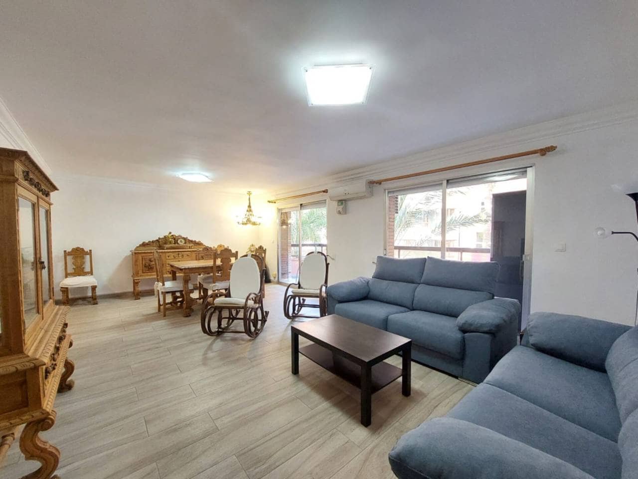 3 bedroom Flat for rent in Alicante / Alacant city - € 1,200 (Ref: 9374253)