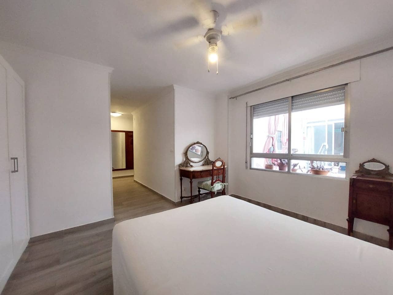 3 bedroom Flat for rent in Alicante / Alacant city - € 1,200 (Ref: 9374253)