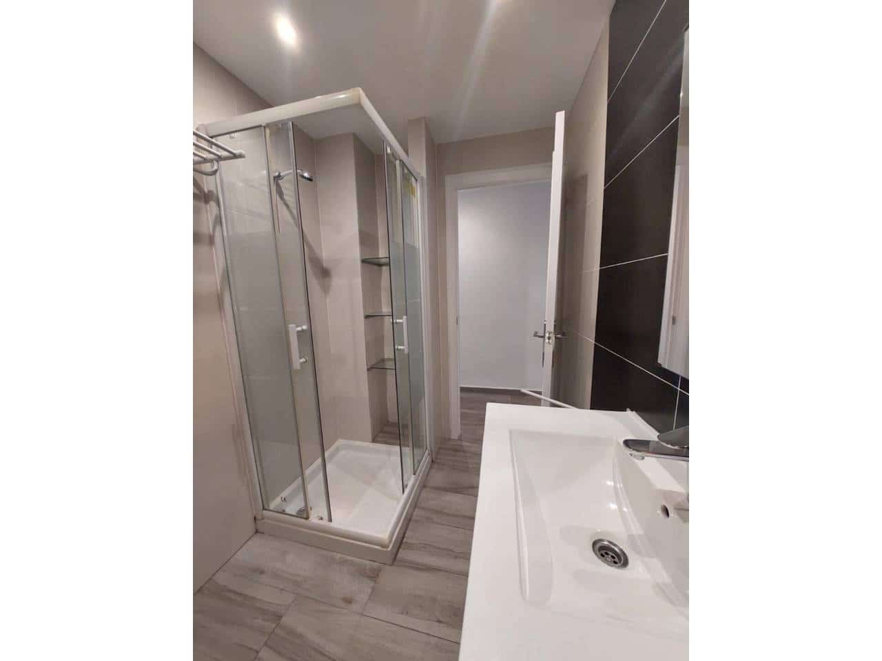 3 bedroom Flat for rent in Alicante / Alacant city - € 1,200 (Ref: 9374253)