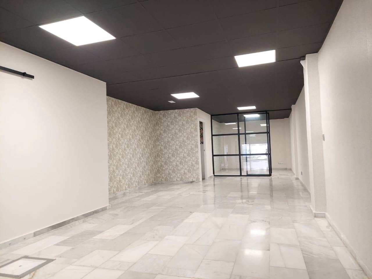 Erhverv til leje i Alicante by - € 1.500 (Ref: 9374254)