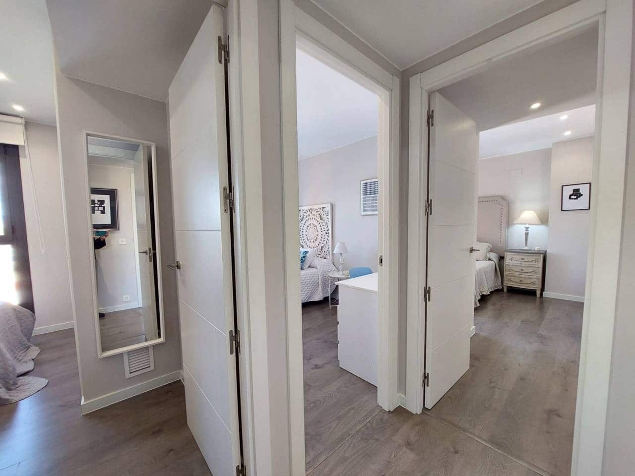 3 bedroom Flat for rent in El Campello with pool garage - € 2,000 (Ref: 9400351)