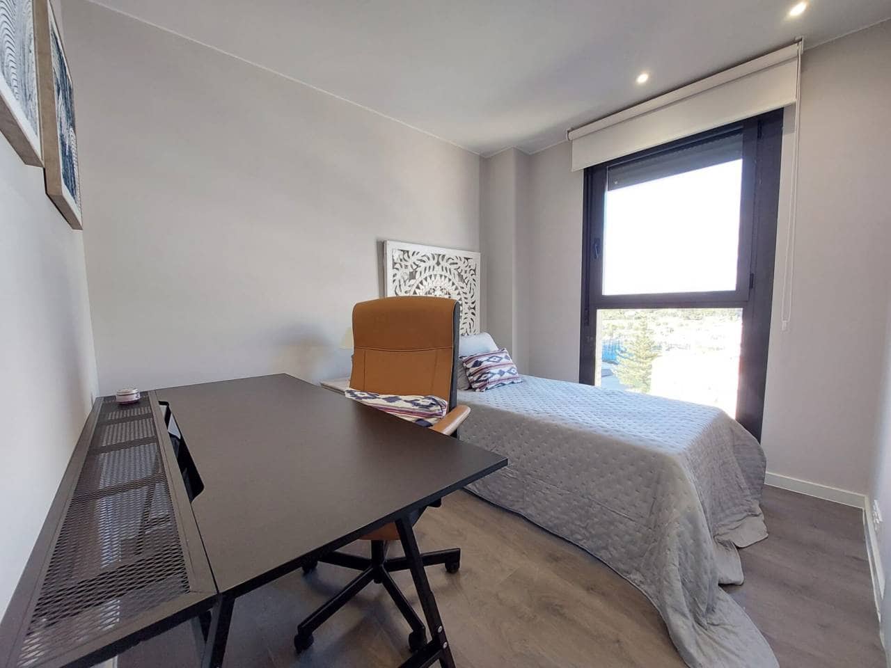 3 bedroom Flat for rent in El Campello with pool garage - € 2,000 (Ref: 9400351)