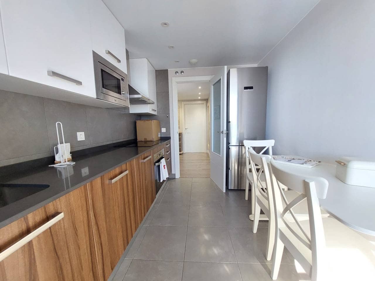 3 bedroom Flat for rent in El Campello with pool garage - € 2,000 (Ref: 9400351)