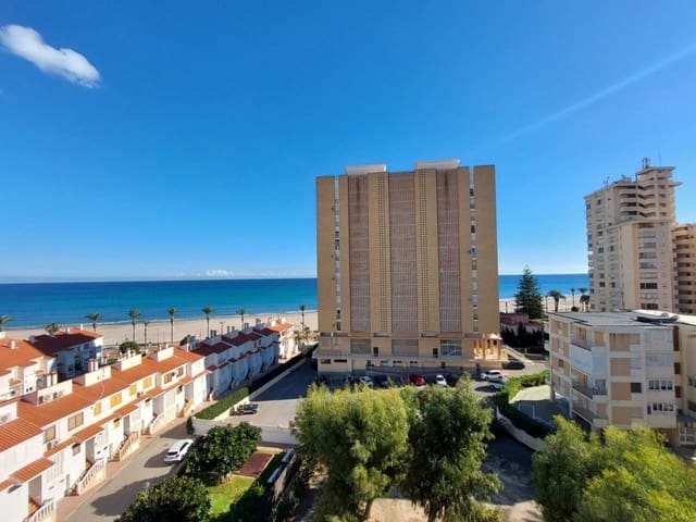3 bedroom Flat for rent in El Campello with pool garage - € 2,000 (Ref: 9400351)