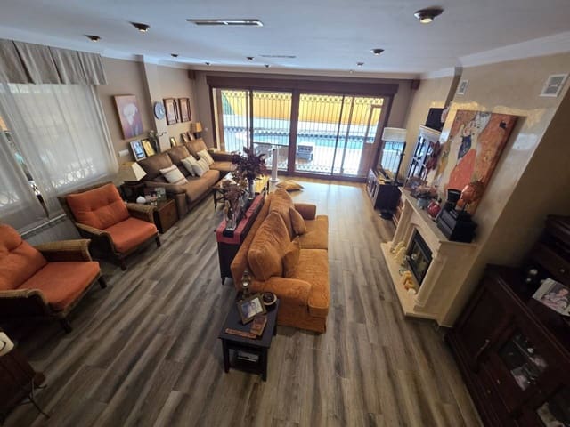 5 soverom Villa til salgs i Playa de San Juan, Alicante by med svømmebasseng garasje - € 1 340 000 (Ref: 9426747)