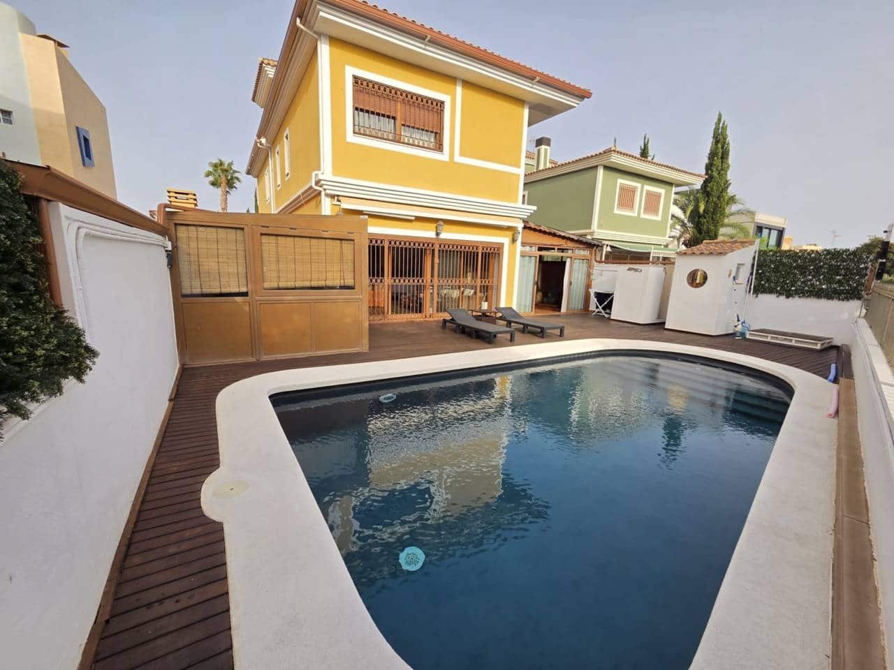 5 slaapkamer Villa te koop in Playa de San Juan met zwembad garage - € 1.340.000 (Ref: 9426747)