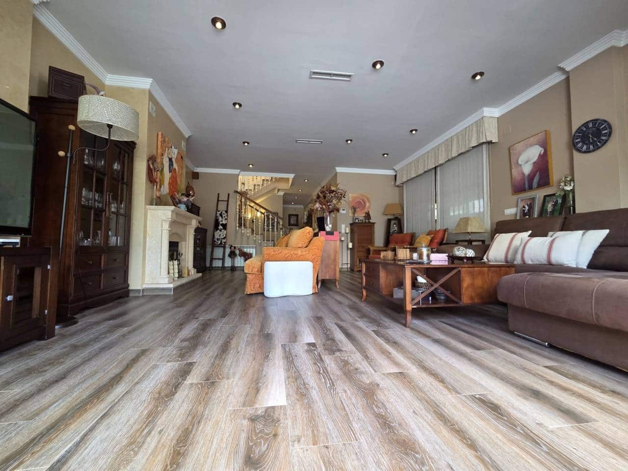 5 slaapkamer Villa te koop in Playa de San Juan met zwembad garage - € 1.340.000 (Ref: 9426747)