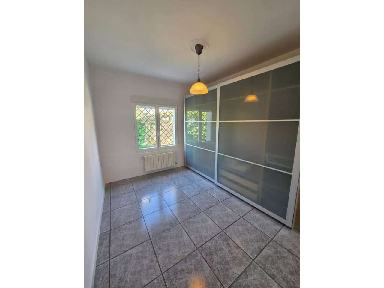 4 bedroom Villa for rent in El Campello with pool garage - € 2,000 (Ref: 9429114)