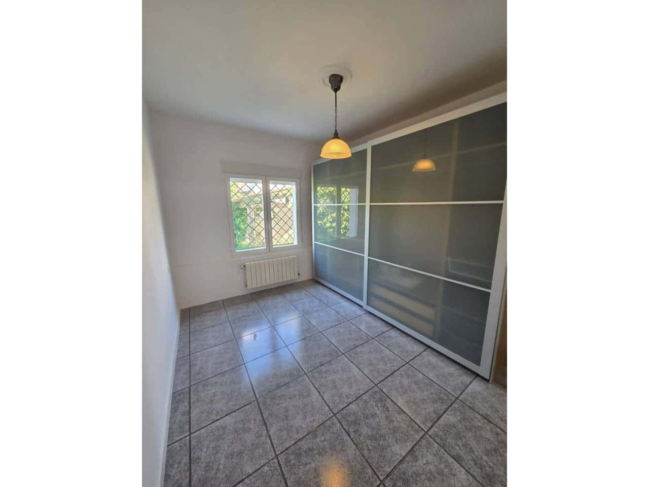 4 bedroom Villa for rent in El Campello with pool garage - € 2,000 (Ref: 9429114)