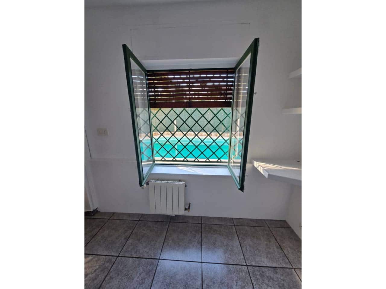 4 bedroom Villa for rent in El Campello with pool garage - € 2,000 (Ref: 9429114)