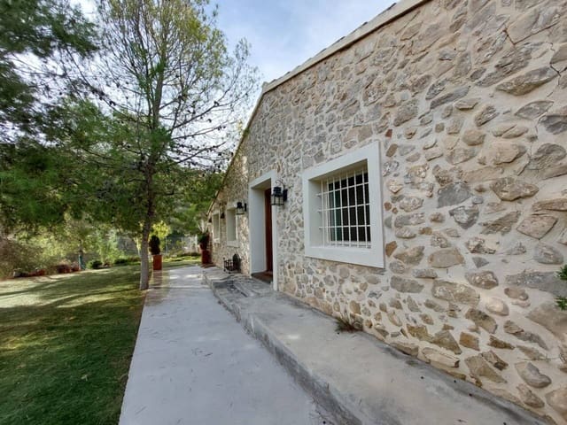 Finca/Casa Rural de 3 habitaciones en El Campello en venta con piscina garaje - 750.000 € (Ref: 9464973)
