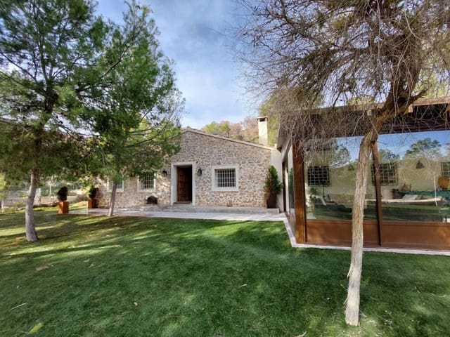 Finca/Casa Rural de 3 habitaciones en El Campello en venta con piscina garaje - 750.000 € (Ref: 9464973)