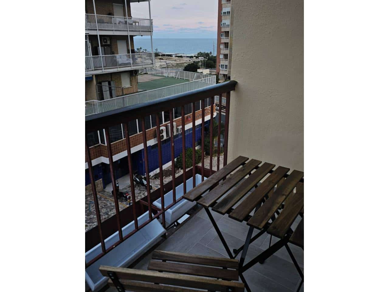 2 quarto Apartamento para arrendar em Alicante cidade - 1 000 € (Ref: 9467947)