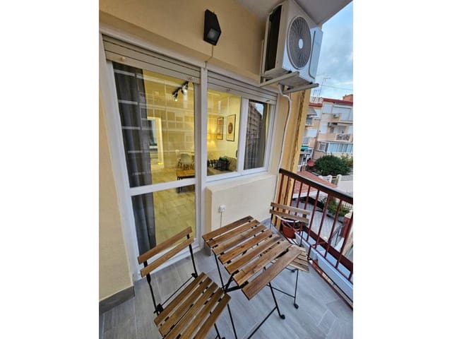 2 quarto Apartamento para arrendar em Alicante cidade - 1 000 € (Ref: 9467947)