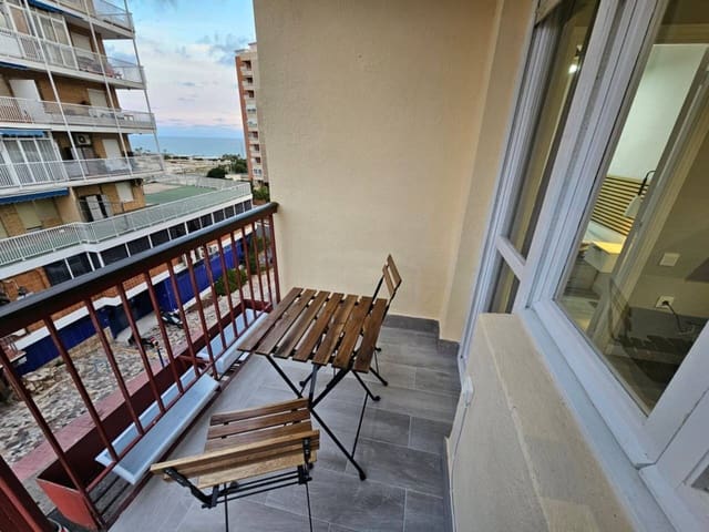 2 quarto Apartamento para arrendar em Alicante cidade - 1 000 € (Ref: 9467947)