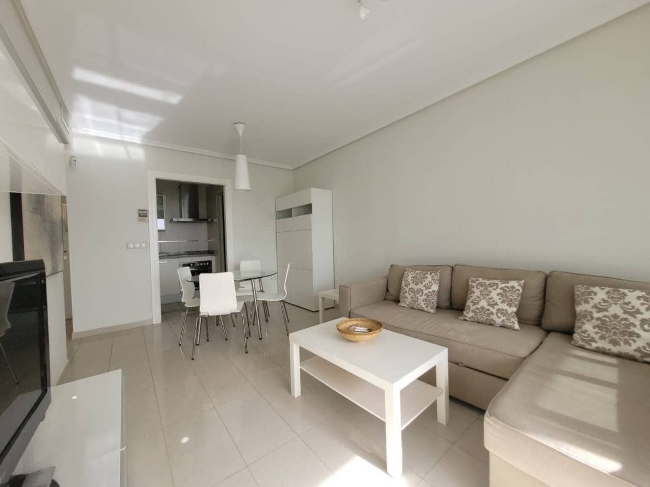 2 bedroom Flat for sale in Benidorm with pool garage - € 310,000 (Ref: 9511139)