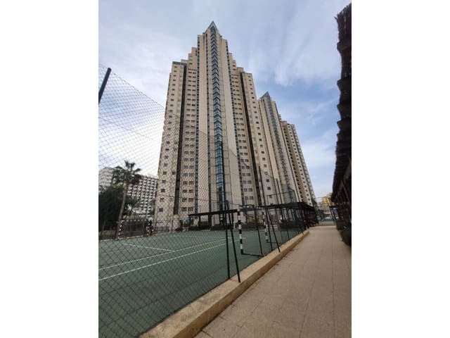 2 bedroom Flat for sale in Benidorm with pool garage - € 310,000 (Ref: 9511139)