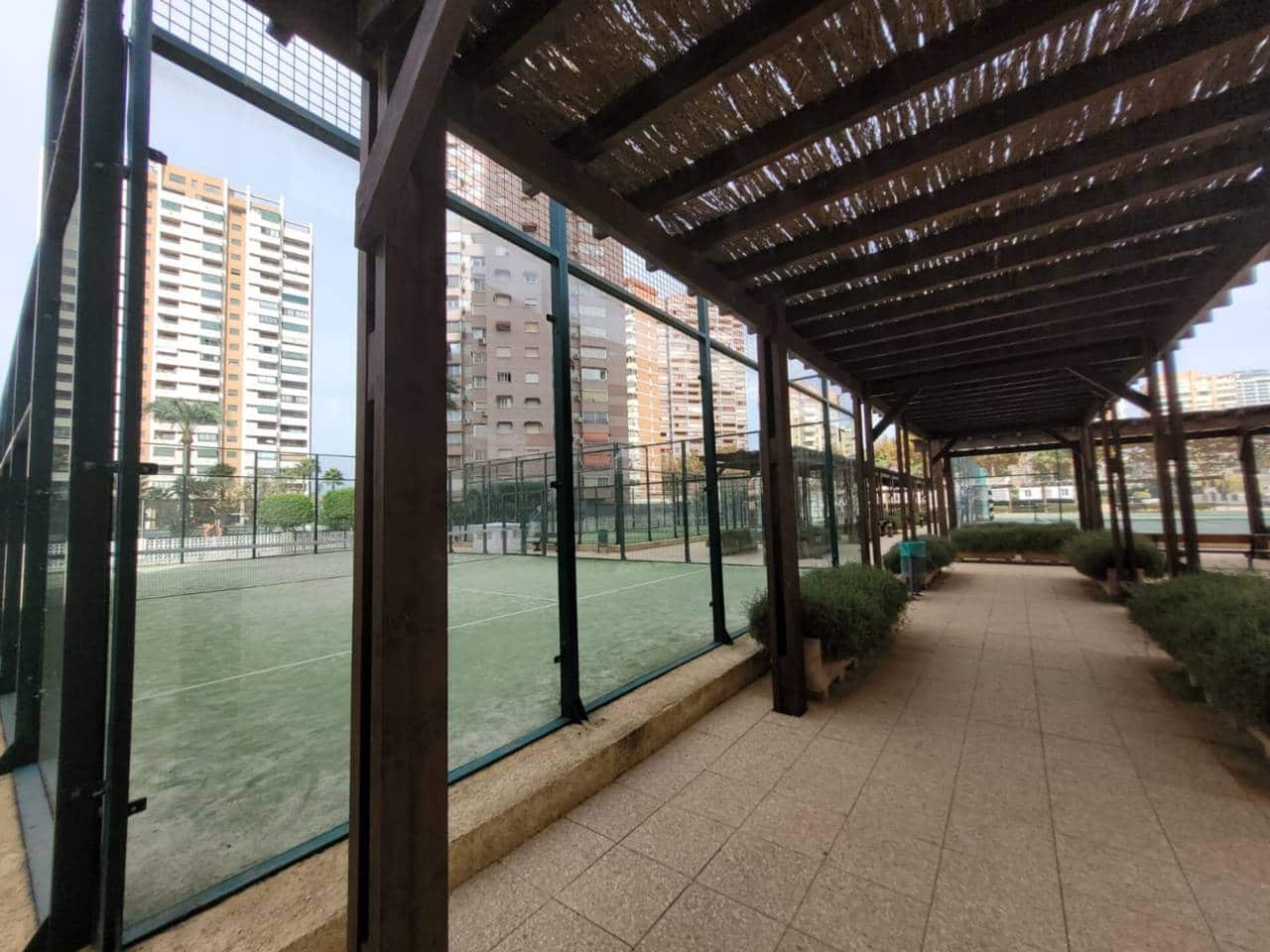 2 bedroom Flat for sale in Benidorm with pool garage - € 310,000 (Ref: 9511139)