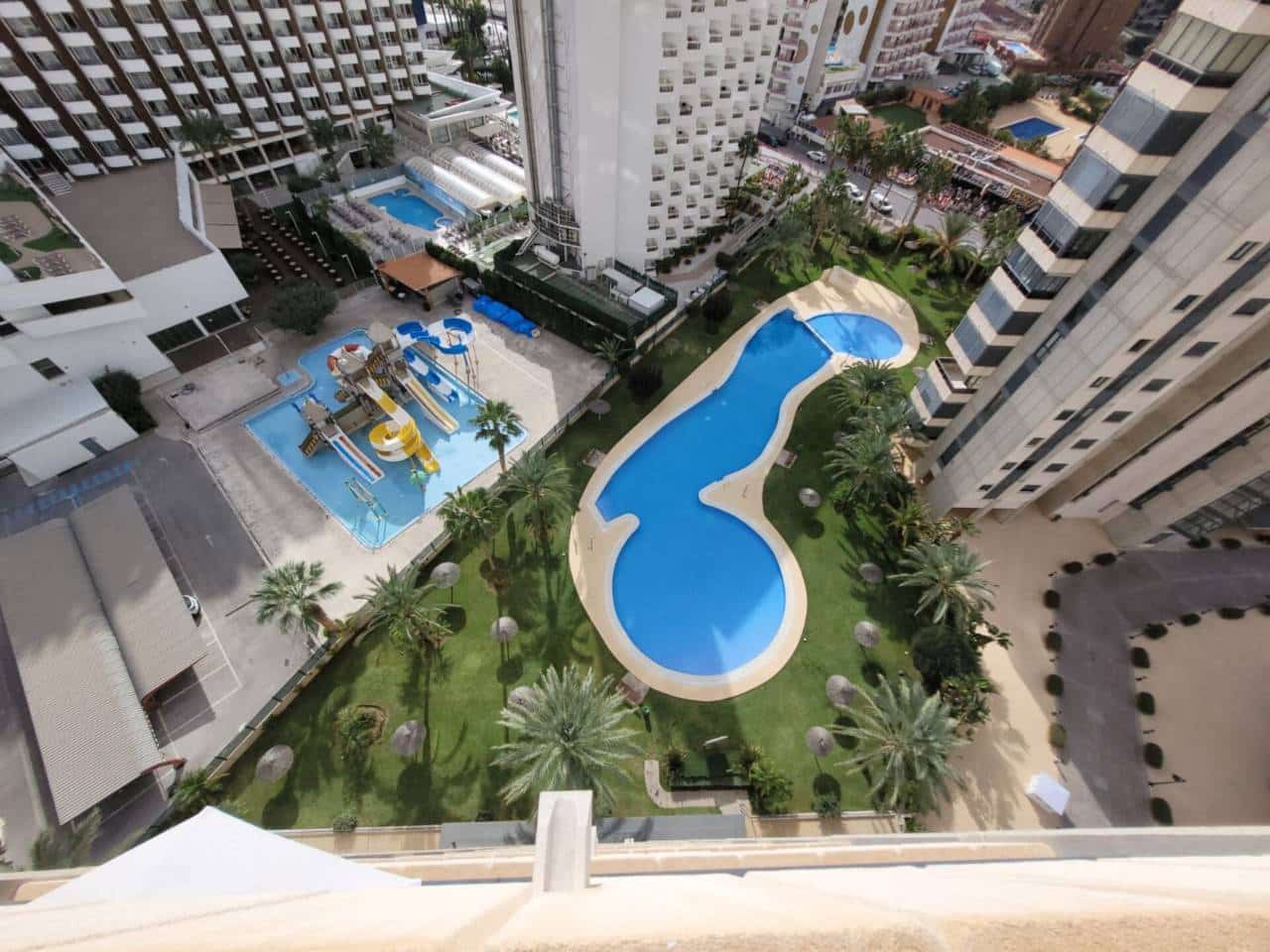 2 bedroom Flat for sale in Benidorm with pool garage - € 310,000 (Ref: 9511139)