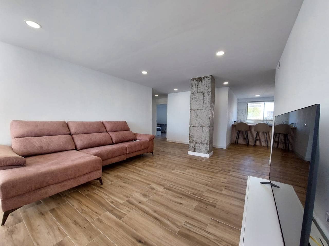 Appartement de 3 chambres à louer à Alicante ville avec piscine garage - 1 600 € (Ref: 9532628)