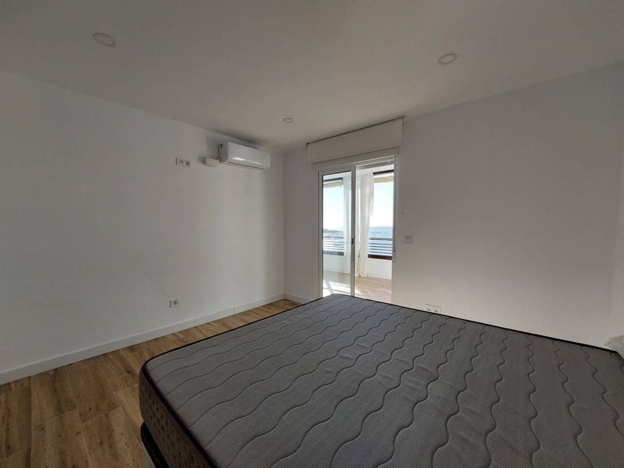 Appartement de 3 chambres à louer à Alicante ville avec piscine garage - 1 600 € (Ref: 9532628)