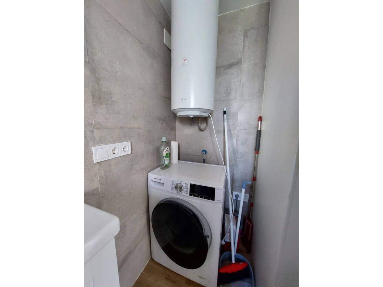 Appartement de 3 chambres à louer à Alicante ville avec piscine garage - 1 600 € (Ref: 9532628)