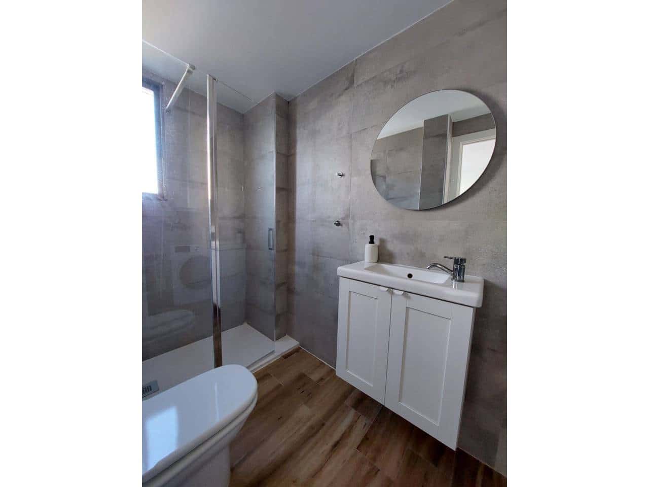 Appartement de 3 chambres à louer à Alicante ville avec piscine garage - 1 600 € (Ref: 9532628)