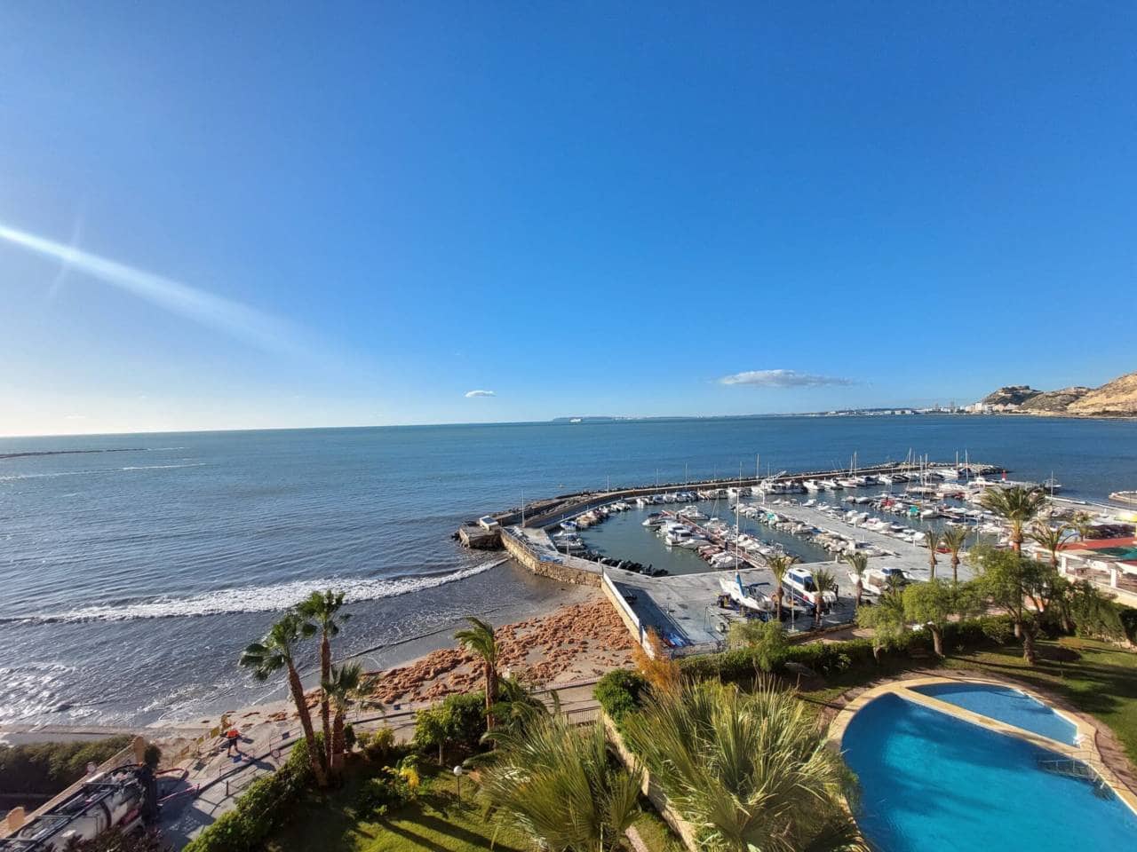 Appartement de 3 chambres à louer à Alicante ville avec piscine garage - 1 600 € (Ref: 9532628)