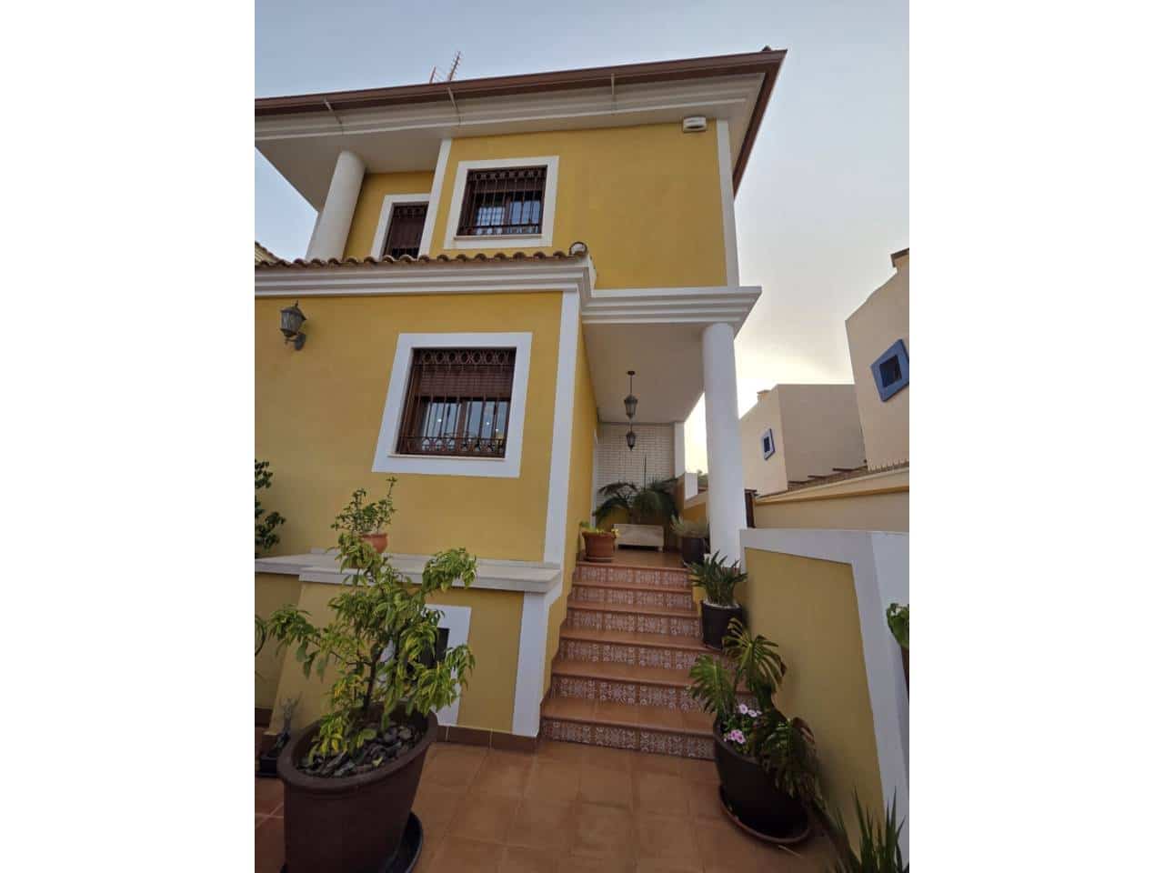 5 soveværelse Villa til salg i Playa de San Juan med swimmingpool garage - € 1.250.000 (Ref: 9540578)