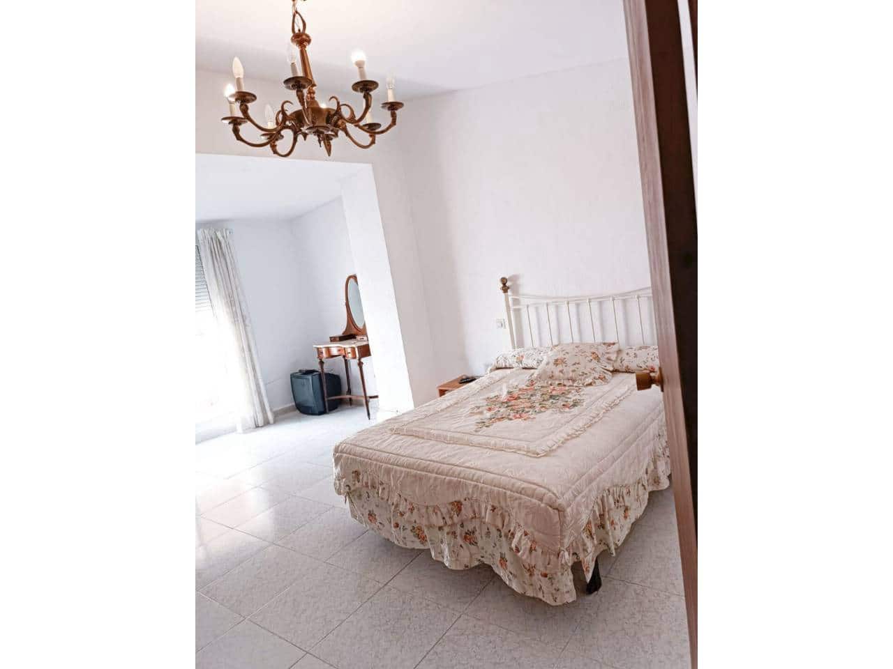 7 soveværelse Byhus til salg i Confrides - € 199.900 (Ref: 9564051)