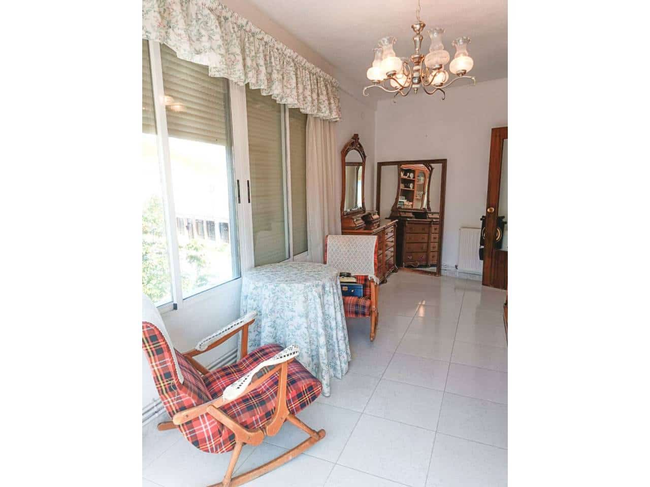 7 soveværelse Byhus til salg i Confrides - € 199.900 (Ref: 9564051)