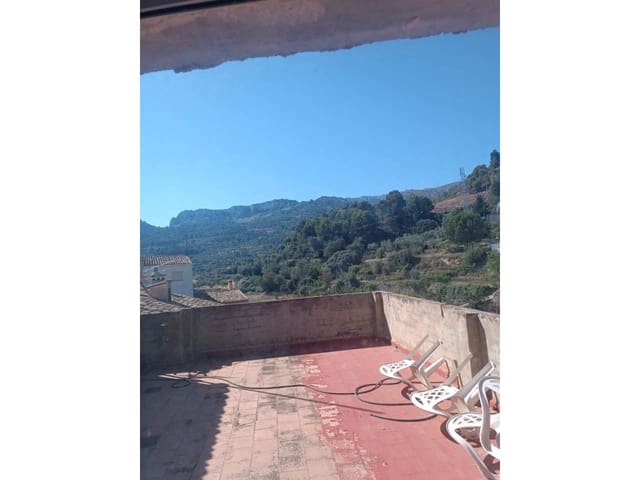 7 soveværelse Byhus til salg i Confrides - € 199.900 (Ref: 9564051)