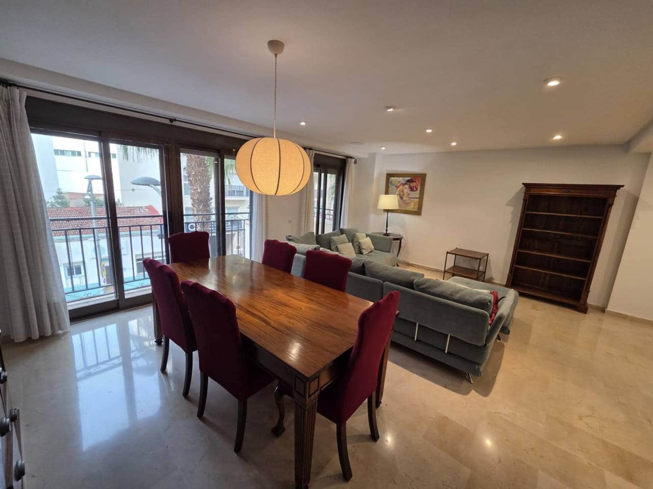 3 slaapkamer Flat te huur in San Vicente / Sant Vicent del Raspeig met garage - € 1.200 (Ref: 9578453)