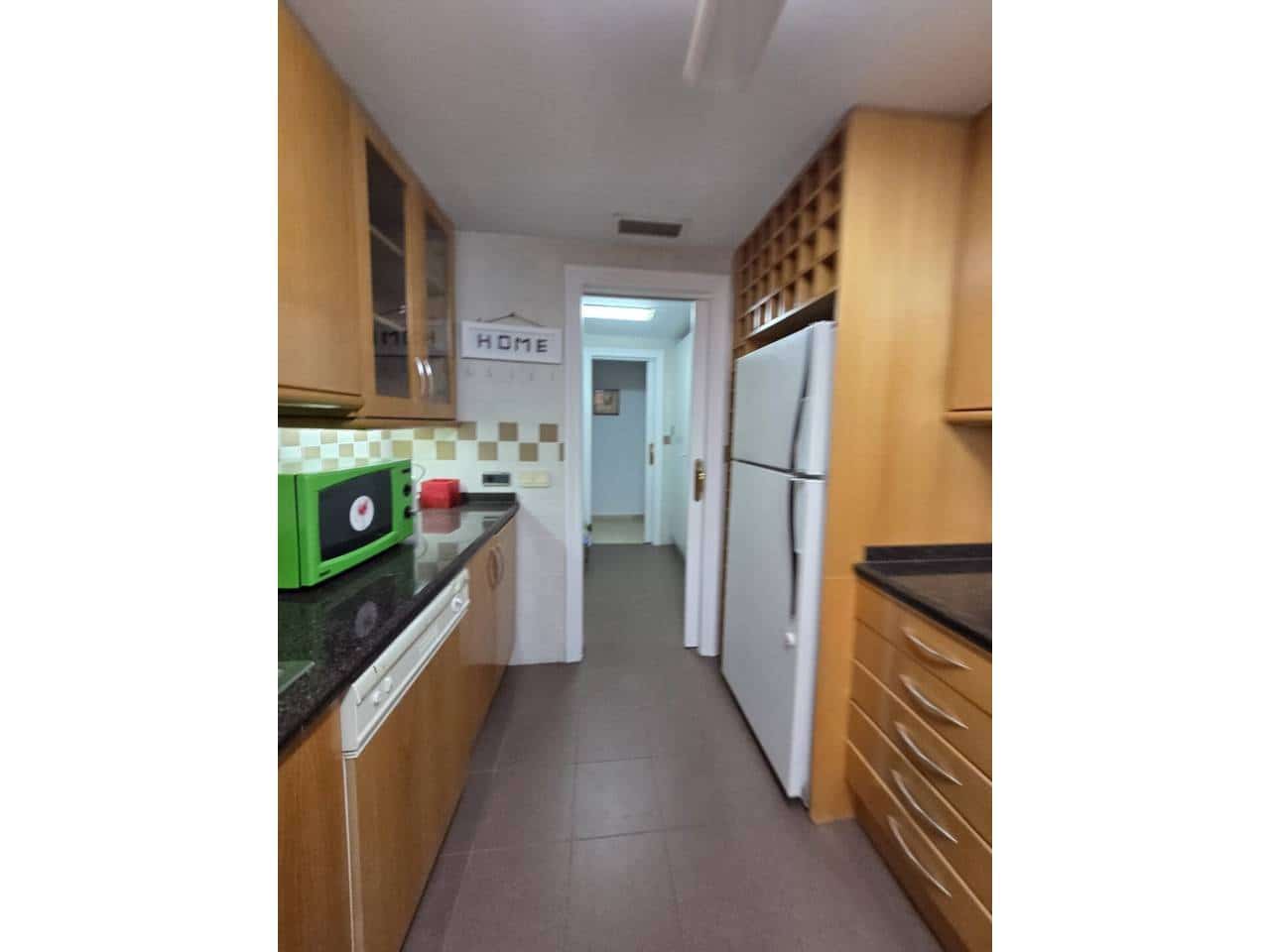 3 slaapkamer Flat te huur in San Vicente / Sant Vicent del Raspeig met garage - € 1.200 (Ref: 9578453)