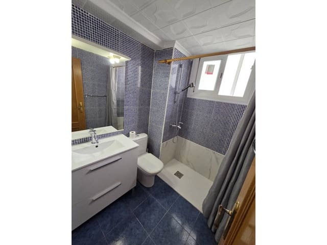 2 soverom Leilighet til leie i Alicante by - € 850 (Ref: 9578454)