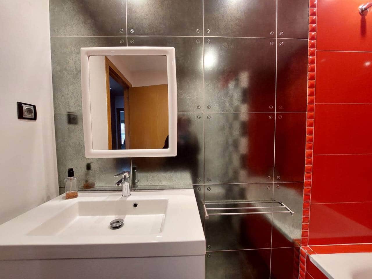 5 bedroom Bungalow for rent in Alicante / Alacant city with pool garage - € 2,500 (Ref: 9594508)