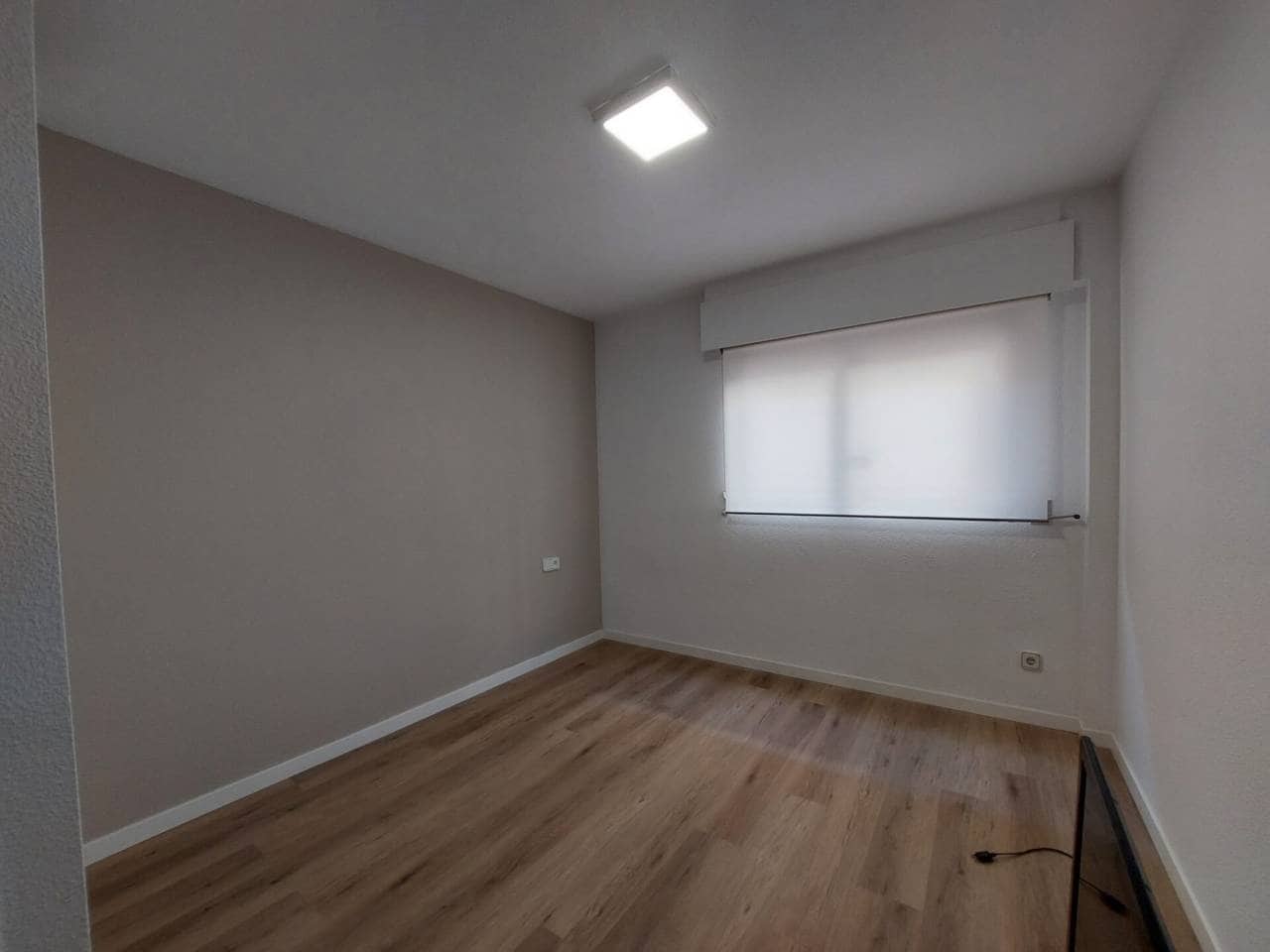 4 bedroom Flat for rent in Alicante / Alacant city - € 1,500 (Ref: 9688464)