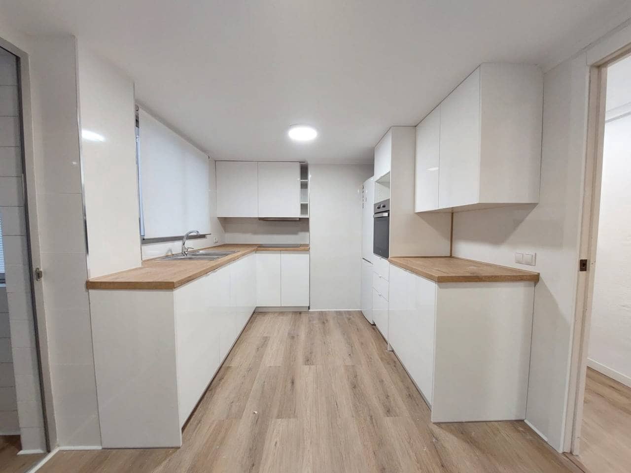 4 bedroom Flat for rent in Alicante / Alacant city - € 1,500 (Ref: 9688464)