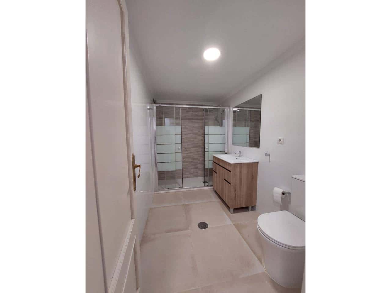 4 bedroom Flat for rent in Alicante / Alacant city - € 1,500 (Ref: 9688464)