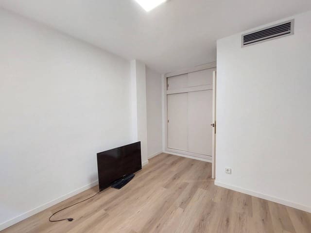 4 sypialnia Mieszkanie do wynajęcia w Miasto Alicante / Alacant - 1 500 € (Ref: 9688464)