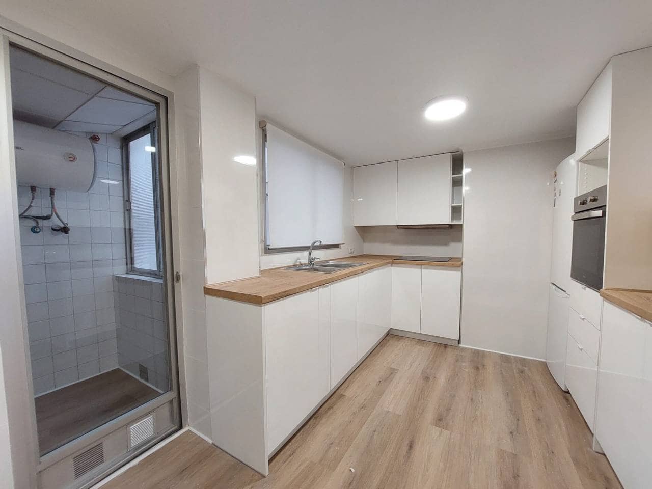 4 bedroom Flat for rent in Alicante / Alacant city - € 1,500 (Ref: 9688464)