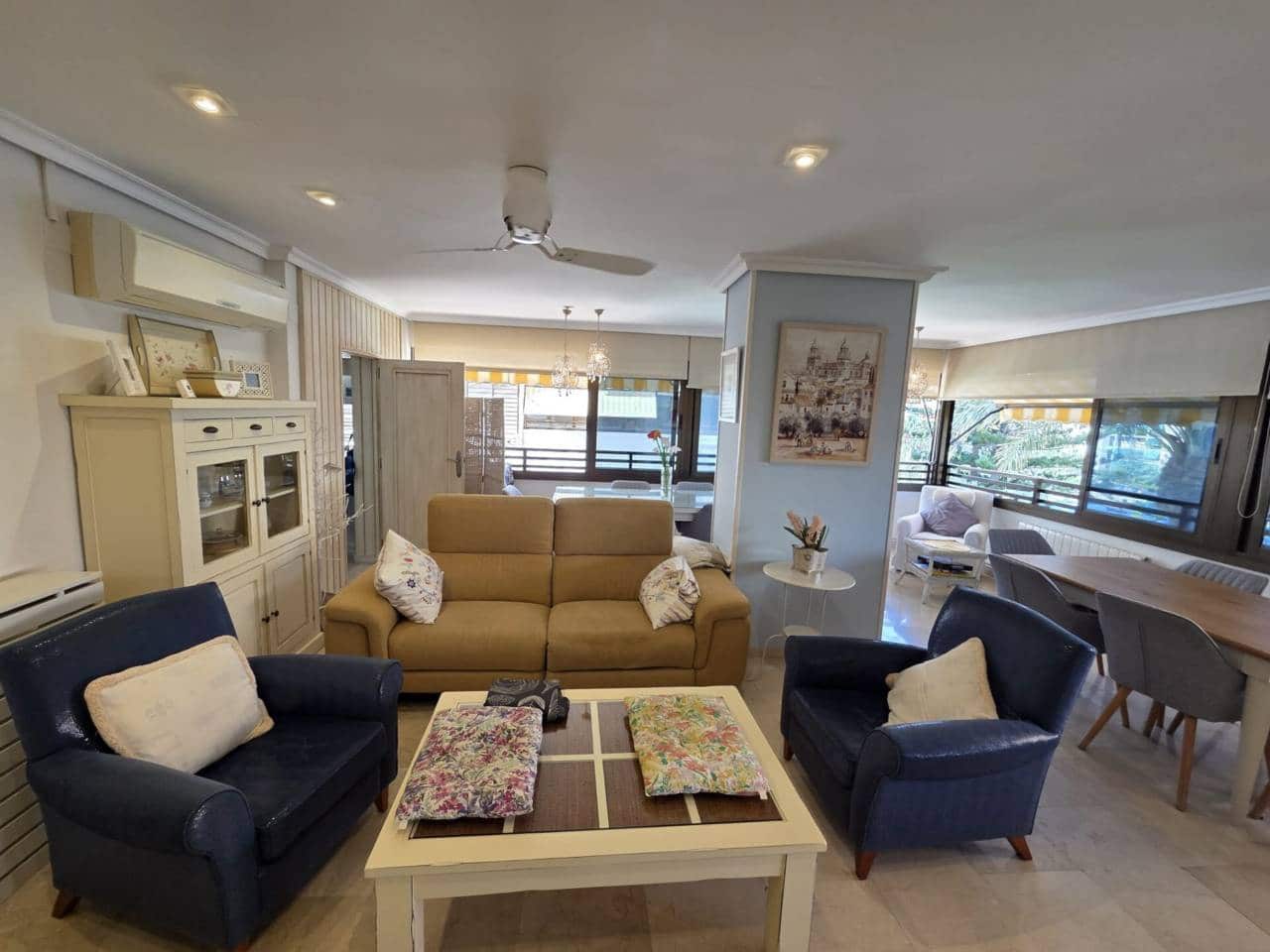 4 sypialnia Mieszkanie do wynajęcia w Miasto Alicante / Alacant z basenem garażem - 2 300 € (Ref: 9720695)