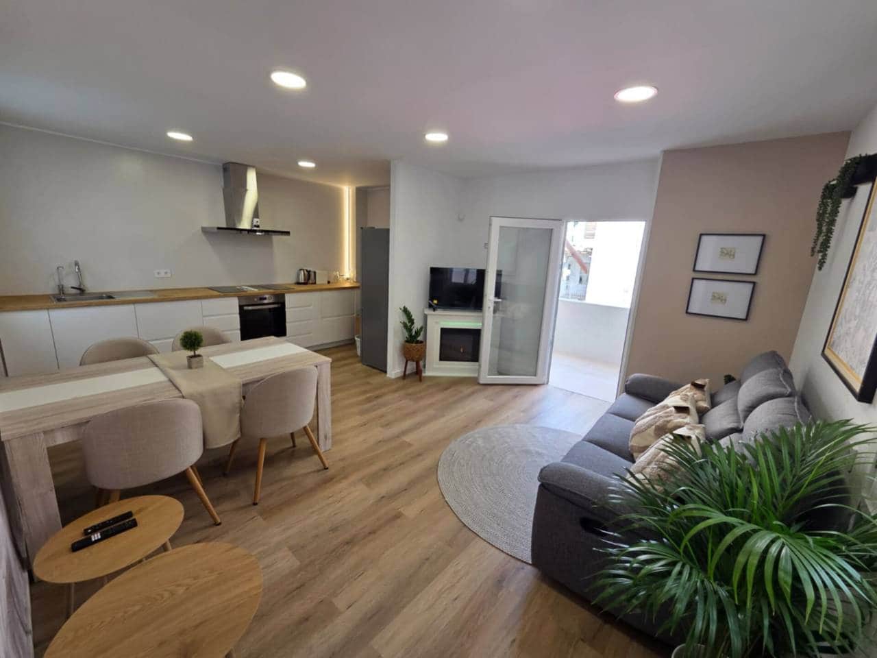 4 sypialnia Mieszkanie do wynajęcia w Miasto Alicante / Alacant - 1 600 € (Ref: 9720998)