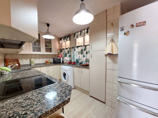 3 bedroom Flat for rent in Alicante / Alacant city with pool garage - € 1,300 (Ref: 9730807)