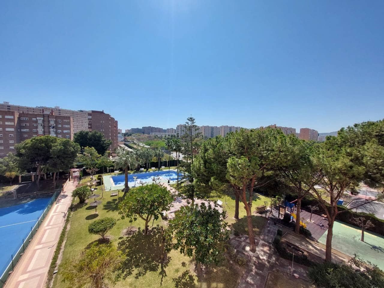 3 bedroom Flat for rent in Alicante / Alacant city with pool garage - € 1,300 (Ref: 9730807)