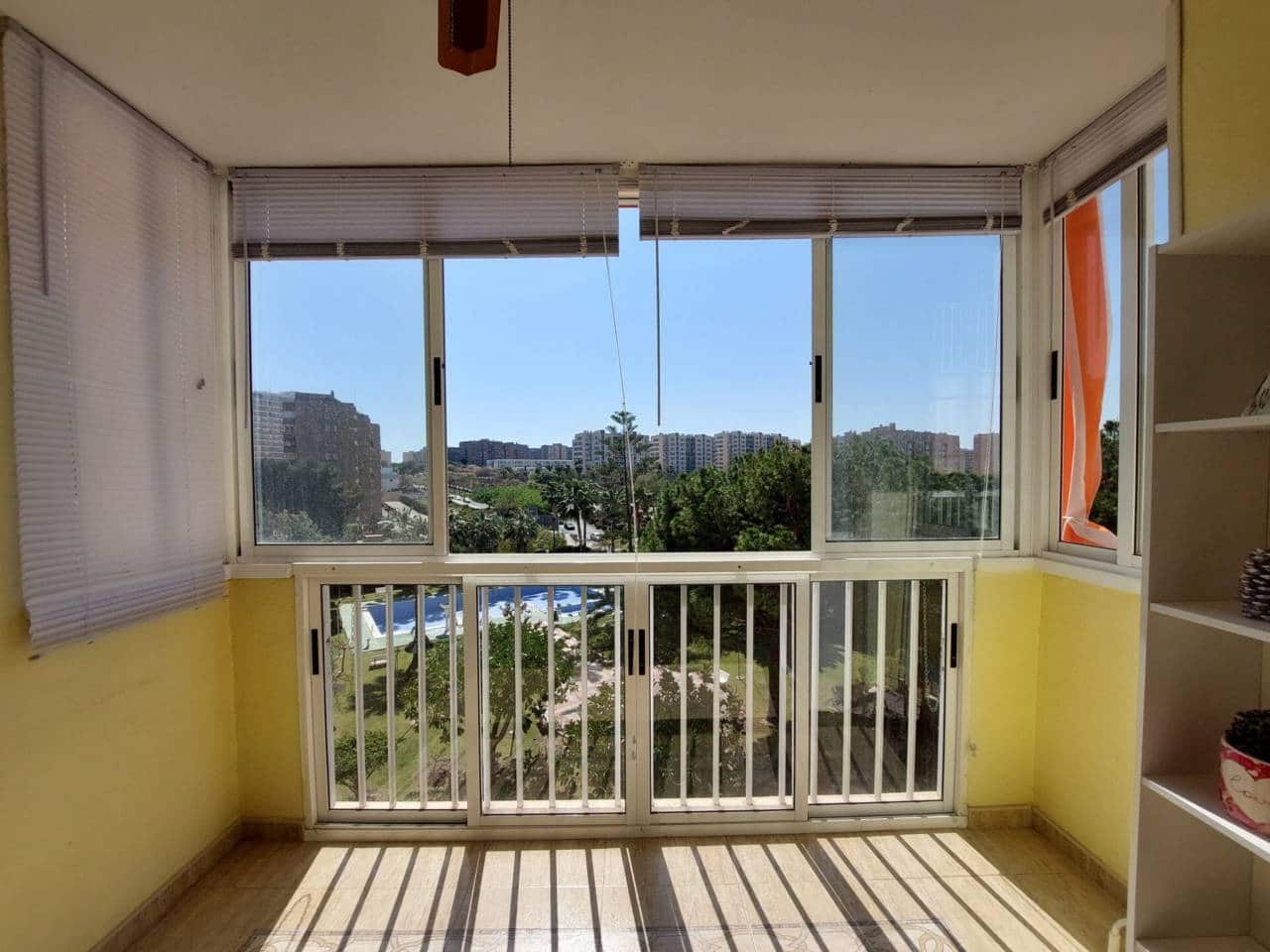 3 bedroom Flat for rent in Alicante / Alacant city with pool garage - € 1,300 (Ref: 9730807)