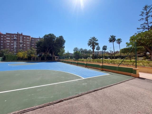 3 bedroom Flat for rent in Alicante / Alacant city with pool garage - € 1,300 (Ref: 9730807)